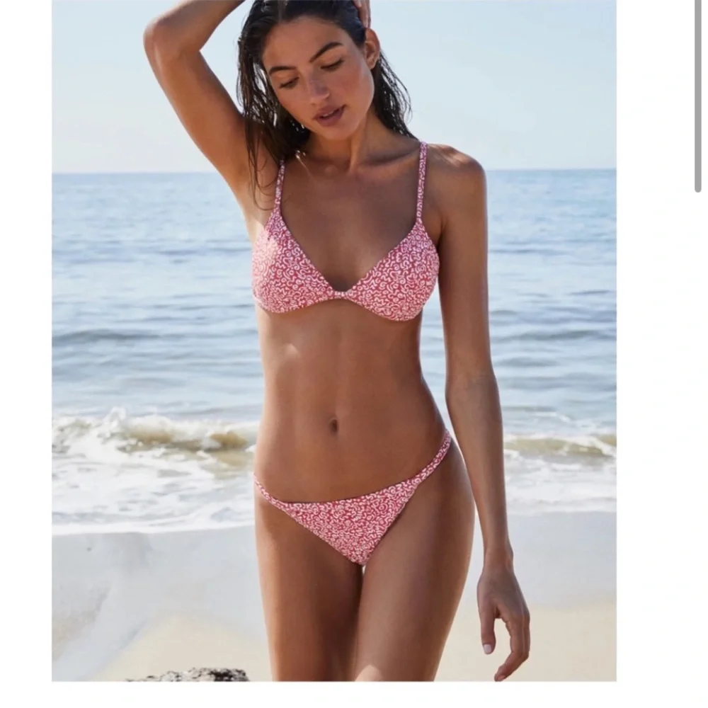 NWT Reformation Como scribble red bikini bottoms - Picture 3 of 9